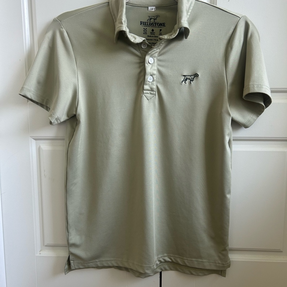 NWOT Fieldstone Youth Signature Performance Polo in a solid khaki/sage tone
